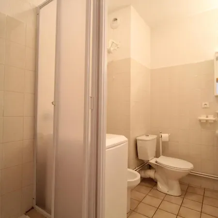 5 Pers Acces Direct Pistes Avec Wifi Et Lave-vaisselle *
